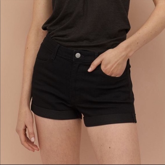 EUC Black H&M Logg Denim Shorts Size 10 - Picture 1 of 4